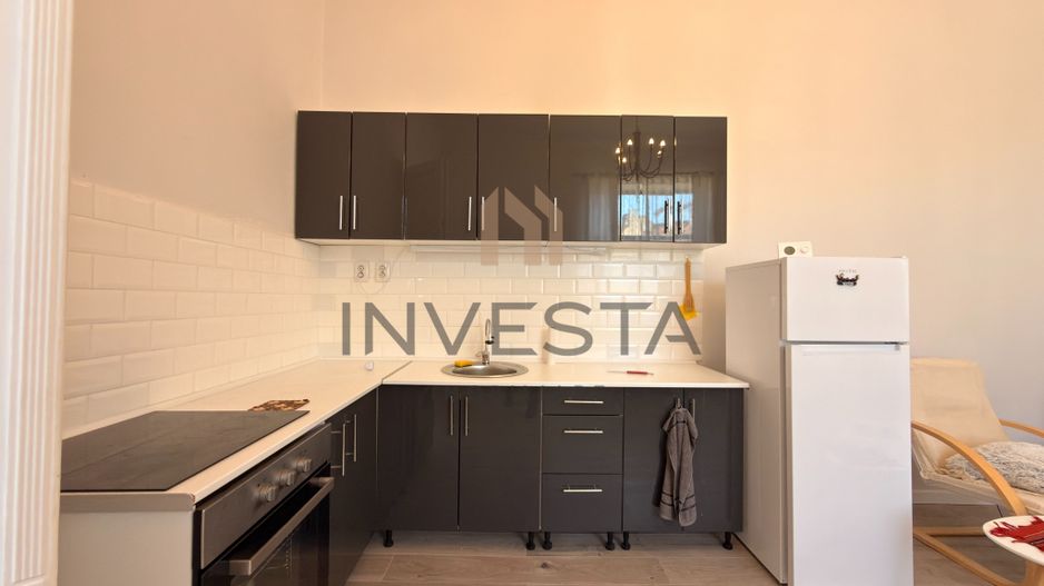 Apartament cu 3 camere si balcon, in Centru, langa Tribunal! - Poză 7