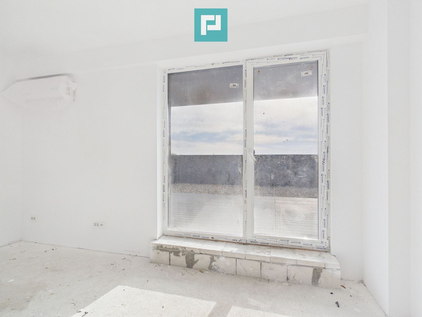 3 camere PREMIUM, terasă 29 mp, gata de mutare - Poză 3