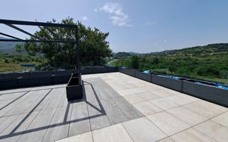 Vilă modernă premium cu piscină interioară, teren 1200 mp și panoramă - Poză 6