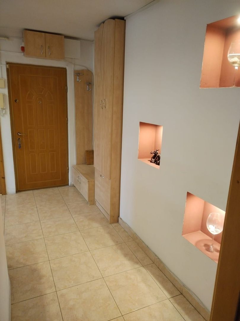 Soarelui | 3 Camere | Decomandat | Centrala proprie | Mobilat si Utilat - Poză 4