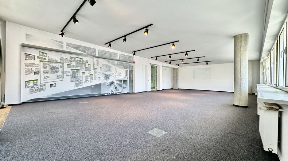 Clădire de birouri în zona Centrală - Poză 17