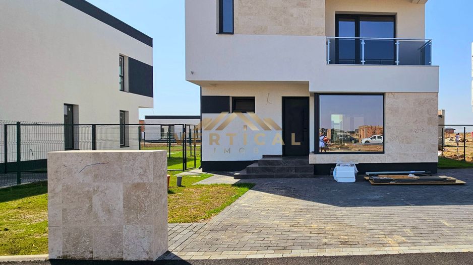 De vanzare vila 4 camere - cartier Mega Parc Residence -comuna Berceni - Poză 1