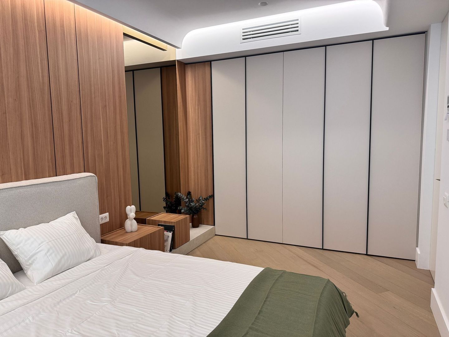 INCHIRIERE DOUA CAMERE CORTINA 126 ZONA PIPERA IANCU NICOLAE - Poză 5