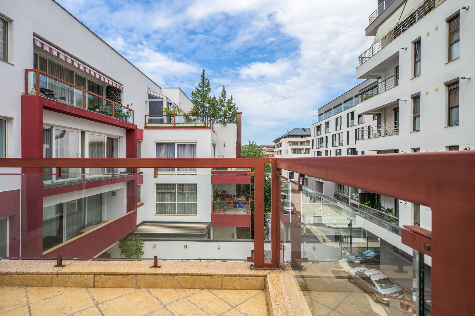4 camere| semineu| piscina interioara | sauna | sala de sport| parcare - Poză 34