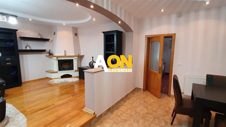 Casa 5 camere 567 mp teren la asfalt toate utilitatile Cetate - Poză 5