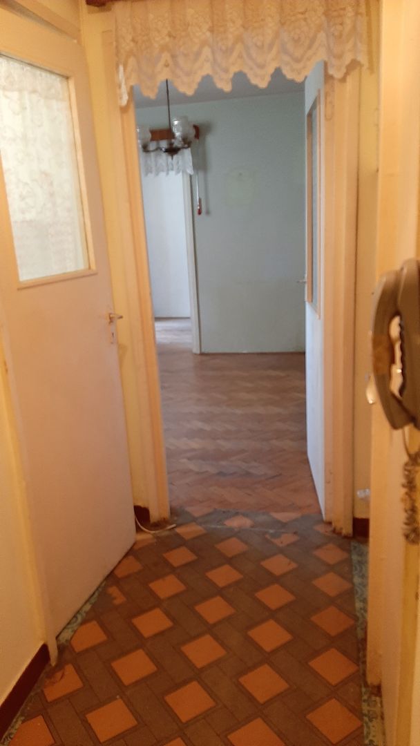 Apartament de vânzare 2 camere Aleea Savinesti - Poză 9