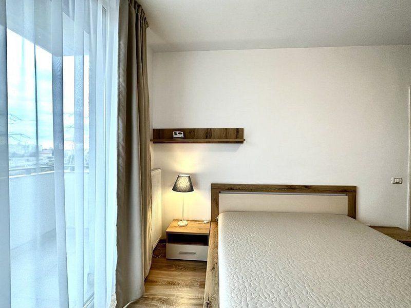 Un apartament cu 3 camere + loc parcare, primitor și modern, în zona Centrală - Poză 11