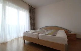 Buziasului, 3 camere + 2 bai, centrala proprie - Poză 12