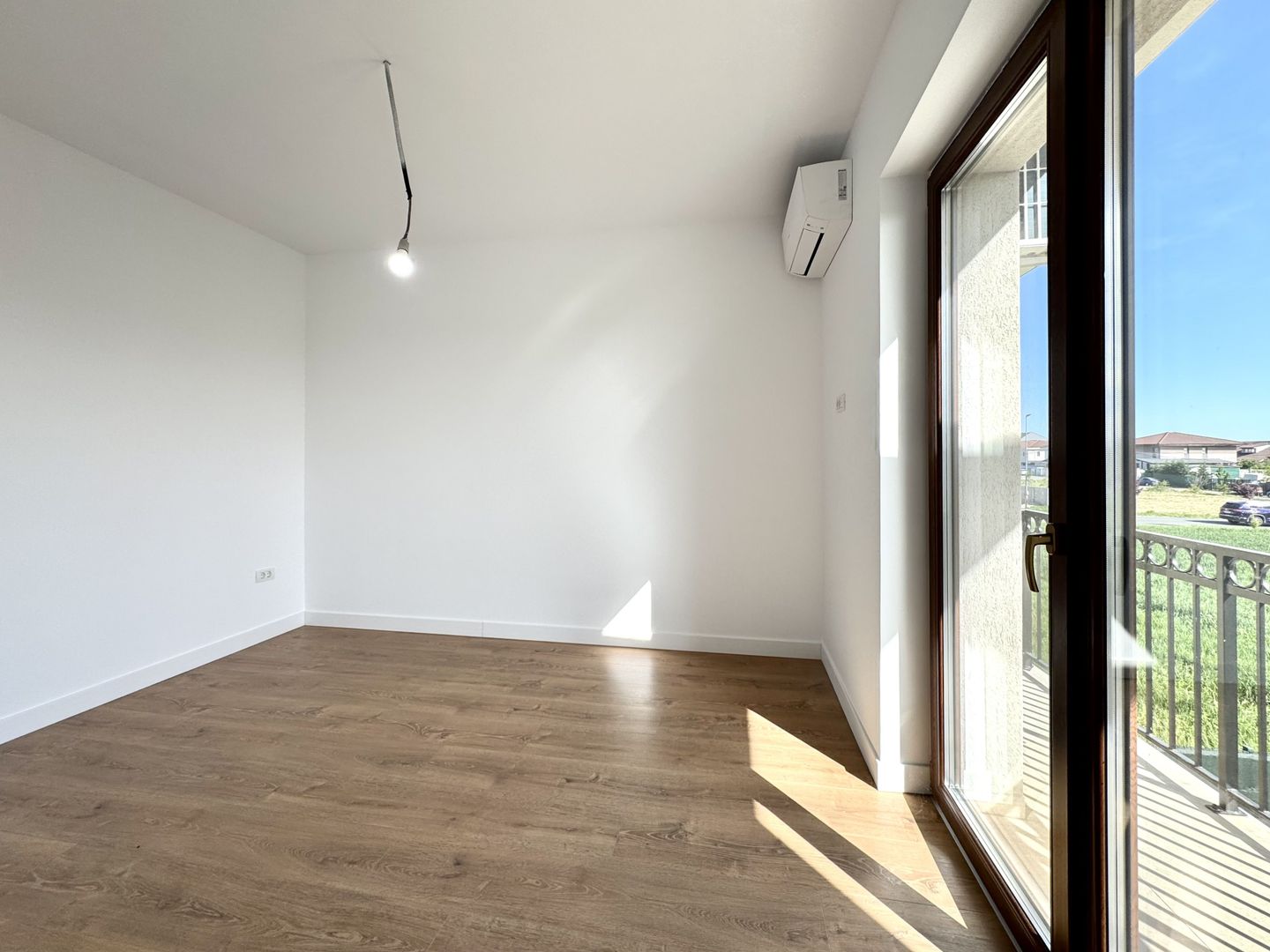 Duplex spațios în Dumbrăvița – separat prin cameră tehnică, zona IKEA - Poză 26