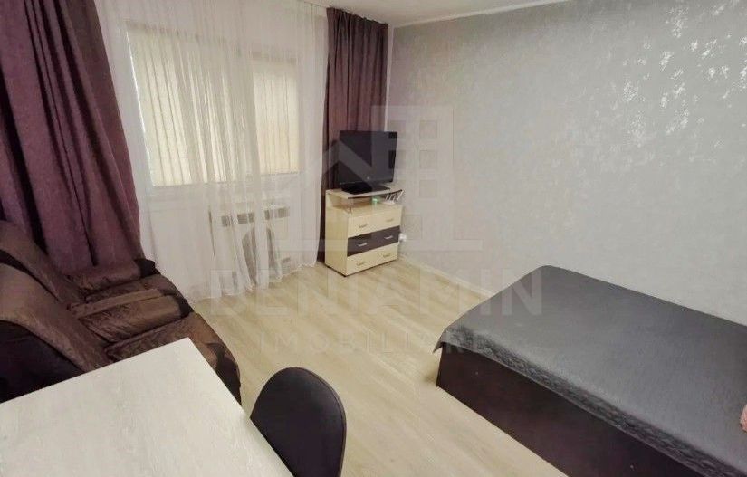 Garsoniera-24mp-Parter-Mobilata-Utilata-Zona Tractorul-Brasov - Poză 1