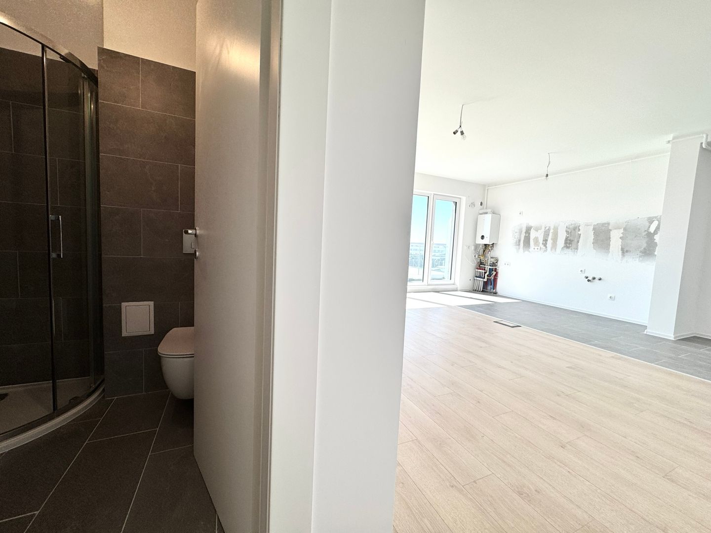 Apartament 4 camere Sector 1 Zona Mall Colosseum - Poză 17