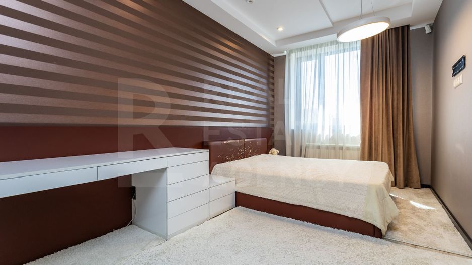 Vânzare, casă, 3 nivele, 4 camere, strada Schinoasa, com. Bacioi - Poză 15