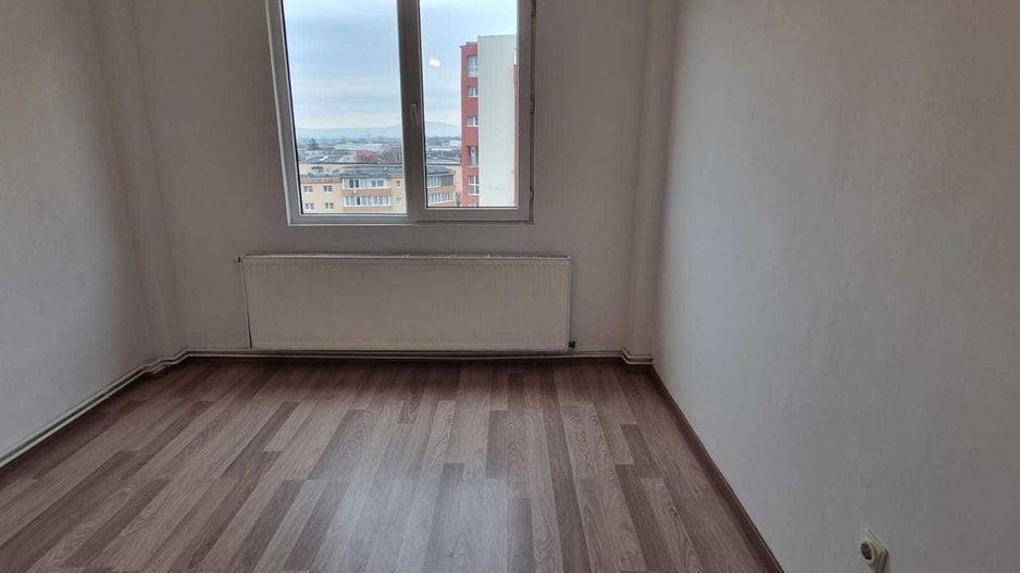 Apartament insorit, centrala termica proprie, boxa depozitare la subsol. - Poză 6
