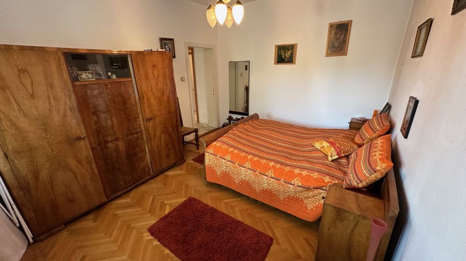 Apartament 5 camere in imobil tip asociatie zona Centrala - Poză 16