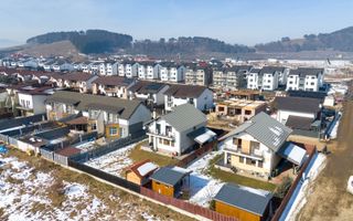 Casă Individuală Modernă de Vânzare | Sânpetru, Brașov - Poză 43