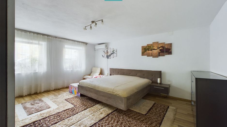 Casă la cheie în Uta - Poză 7