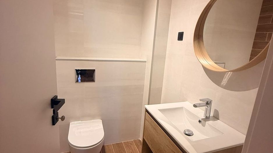 Apartament 2 camere in complexul Roka Residence cu loc de parcare si centrala - Poză 7