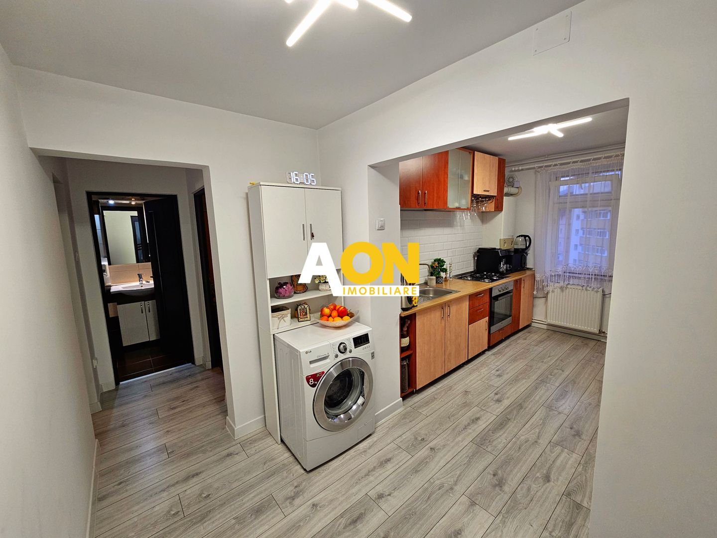 Apartament 2 camere, decomandat, 55 mp utili, mobilat, et. intermediar - Poză 5