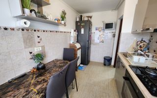 Apartament cu scara interioara, 5 camere, zona OMV Cetate - Poză 10