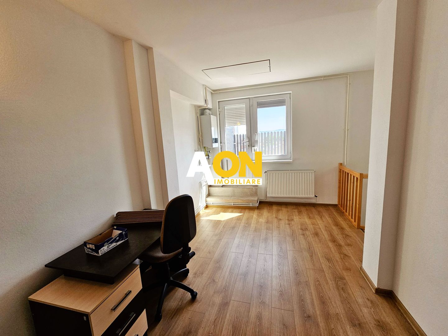 Apartament tip Penthouse, 1 camera + birou + terasa de 50 mp - Poză 9