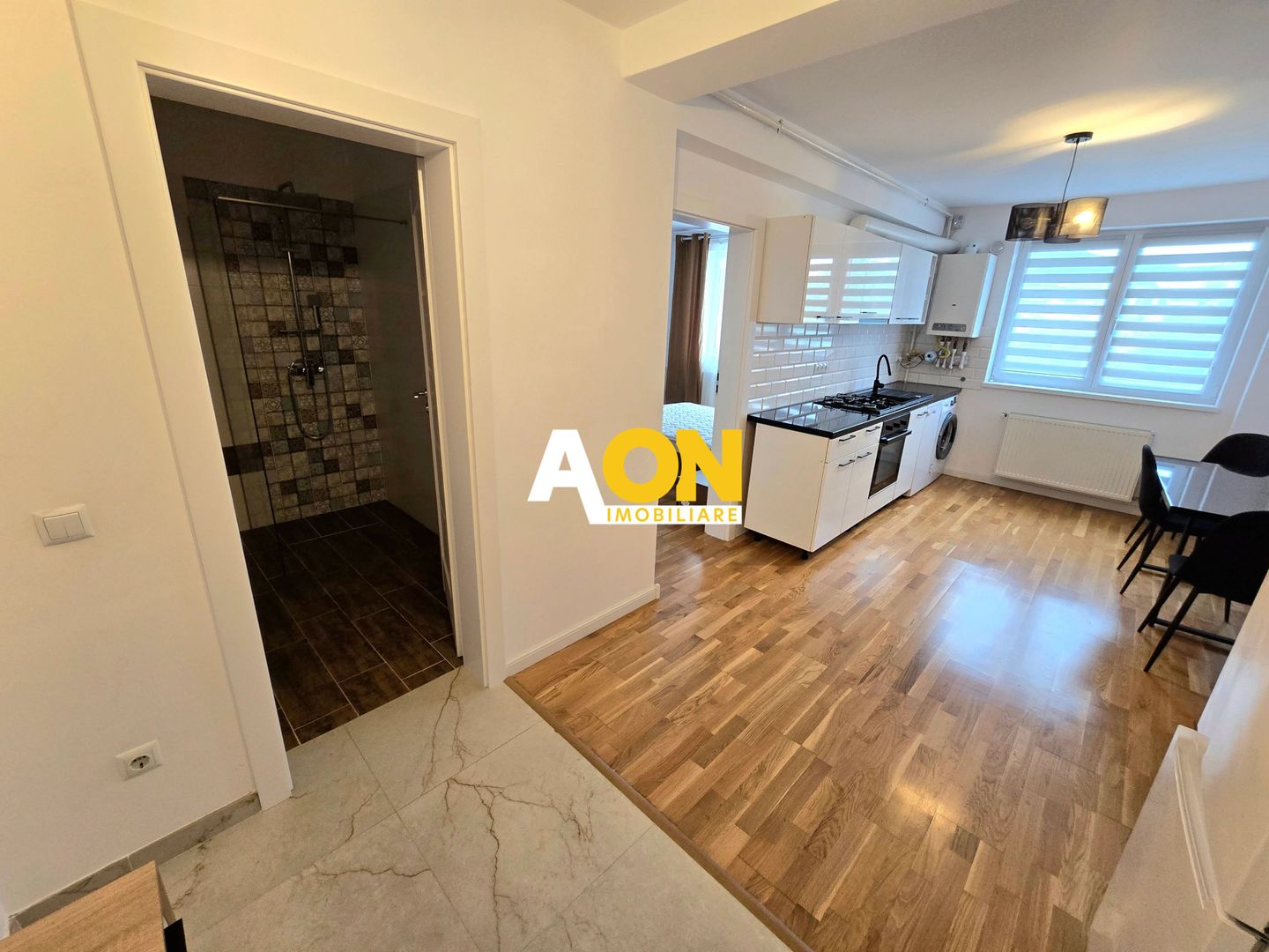 Apartament cu 2 Camere, Decomandat, Complet Mobilat, Zona Cetate - Poză 8