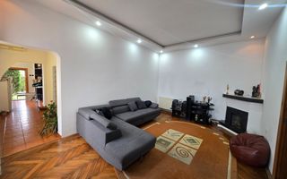 Casa Sfintii Apostoli - Poză 2