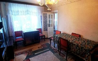 Vanzare apartament 3 camere Titan, 5 min. metrou 1 Decembrie, etaj 1/8 - Poză 2