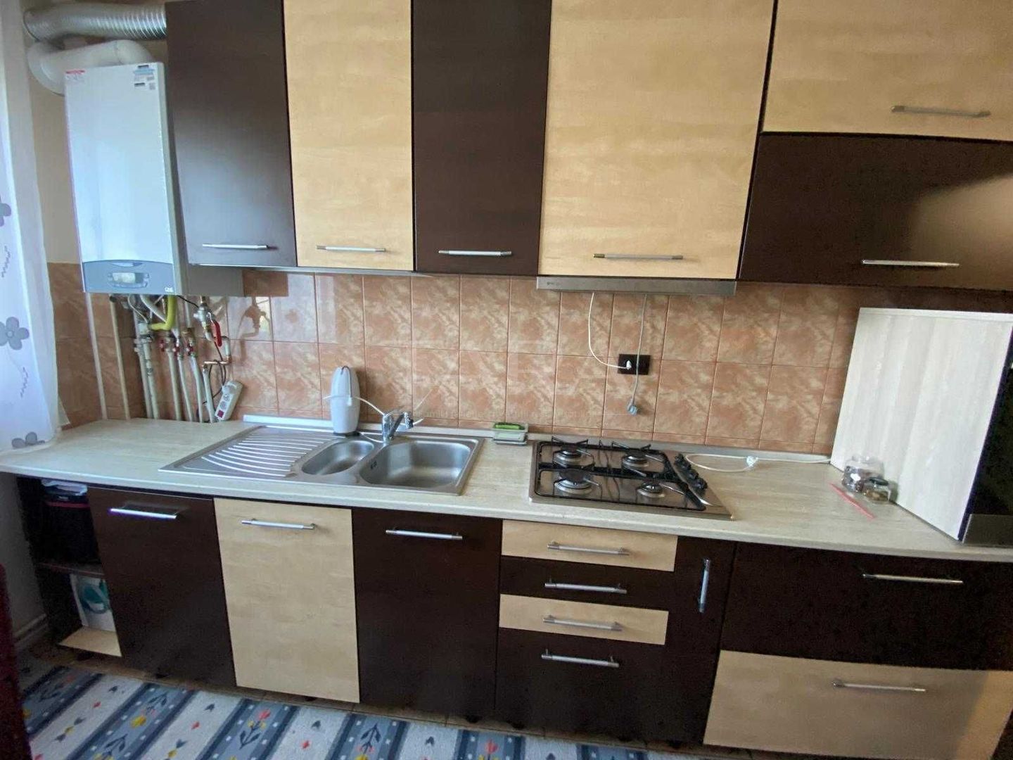 Apartament decomandat cu garaj individual subteran de 26 mp. - Poză 3
