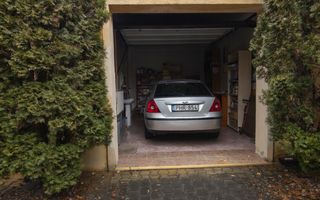 Casa de locuit Central 310 mp utili + 2 spatii comerciale de la strada - Poză 8