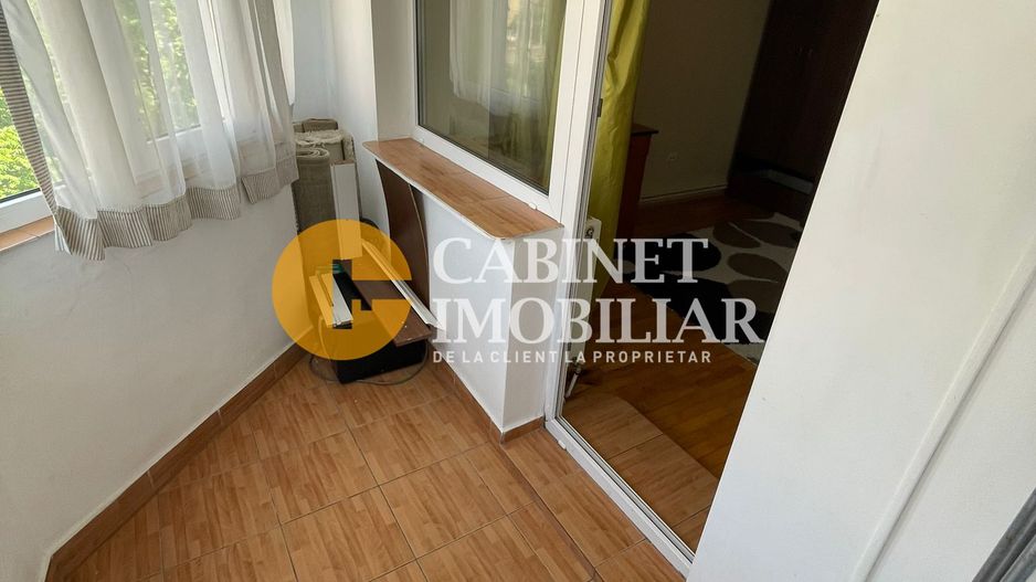 Nicolina- Eslanada - 3 Camere Decomandat Etaj 3 -Bloc 1991 - Poză 4