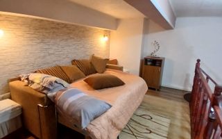 🏡 Garsonieră pe 2 niveluri | zona Central | La casă - Poză 2