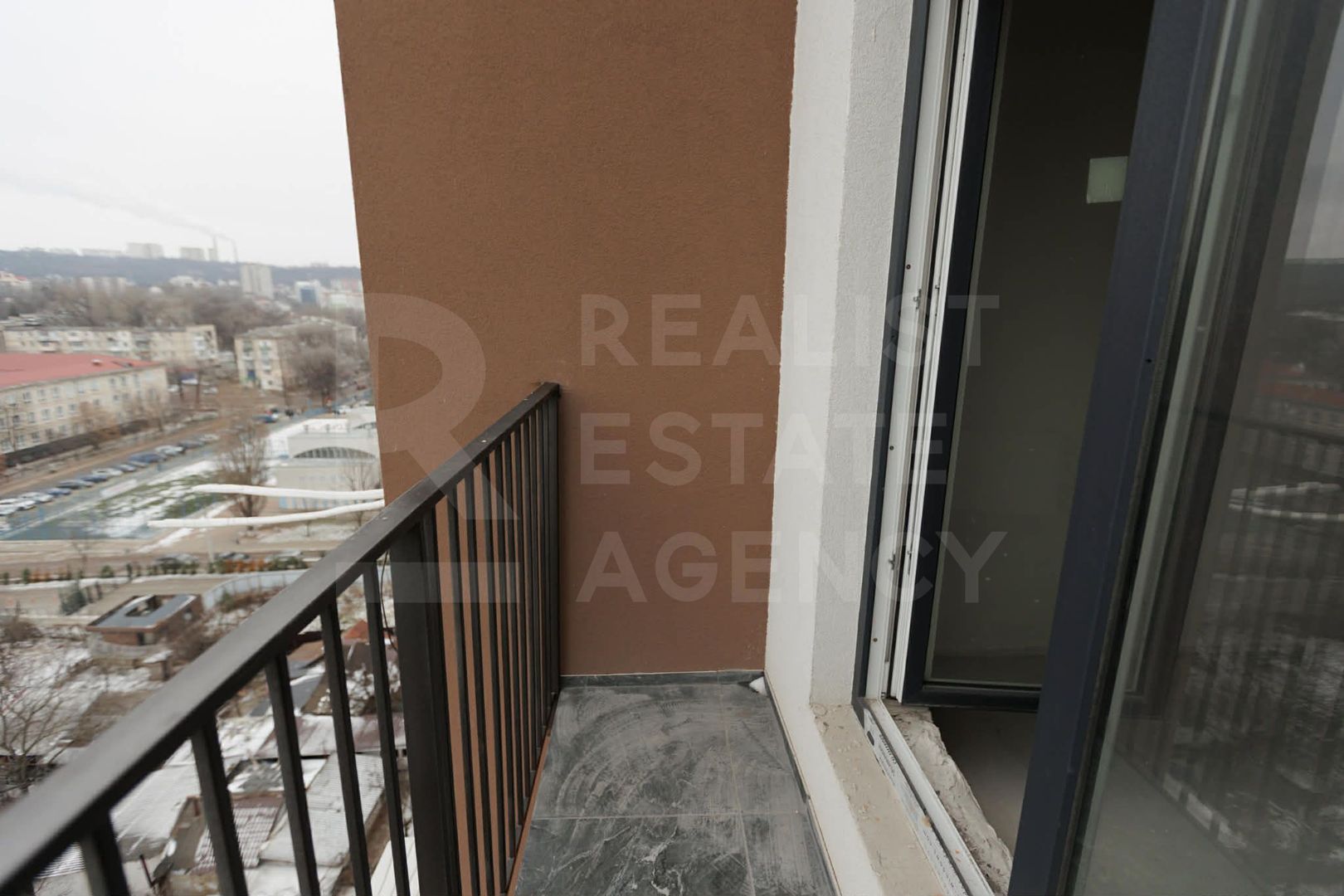 Vânzare, apartament, 2 camere și living, strada Cornești, Râșcani - Poză 10