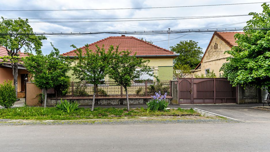 Casă cu teren de 1440 mp în Aradul Nou. Str Molidului. - Poză 6