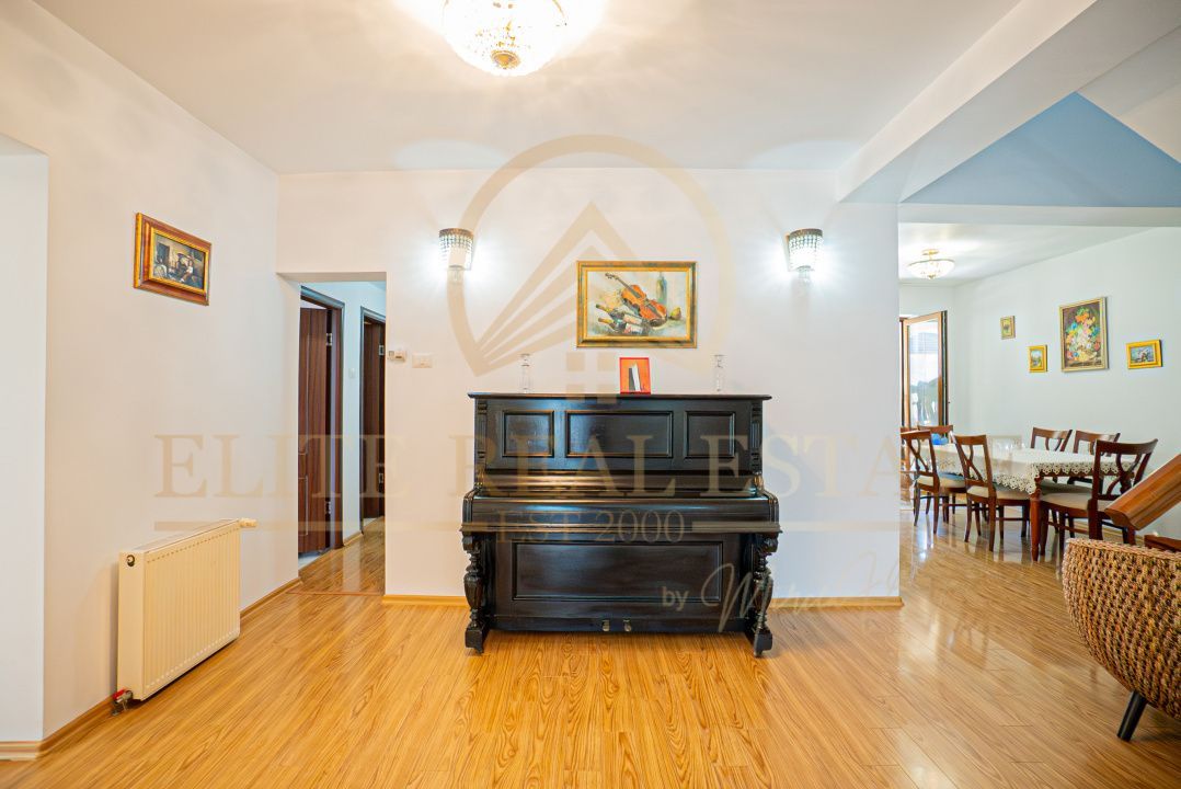 Ovidiu Sud - Zona premium - Vila impozanta, curte mare, garaj, terasa! - Poză 22