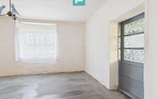 Casă cu teren generos de 6.000 m² - Poză 5