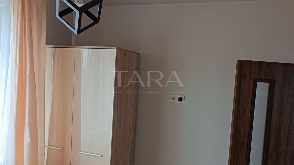 Apartament într-un bloc modern, priveliște deosebită. - Poză 4
