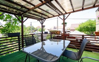 Apartament la casa cu curte proprie pe Ion Bogdan - Poză 4