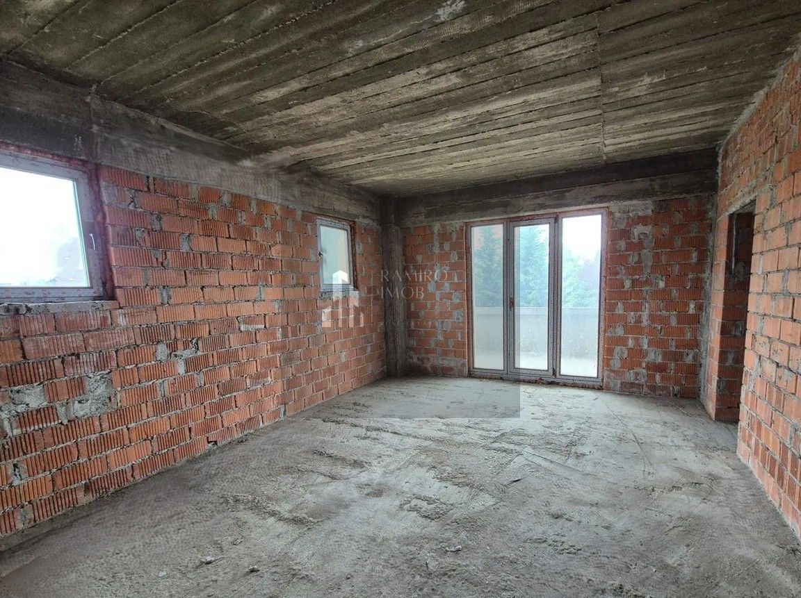Cladire/ Spatiu Birouri 2100mp construiti Teren1600mp -Parcul Crangasi - Poză 8
