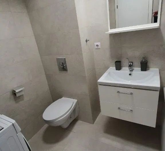 Garsoniera noua, calea Calarasi - Poză 4