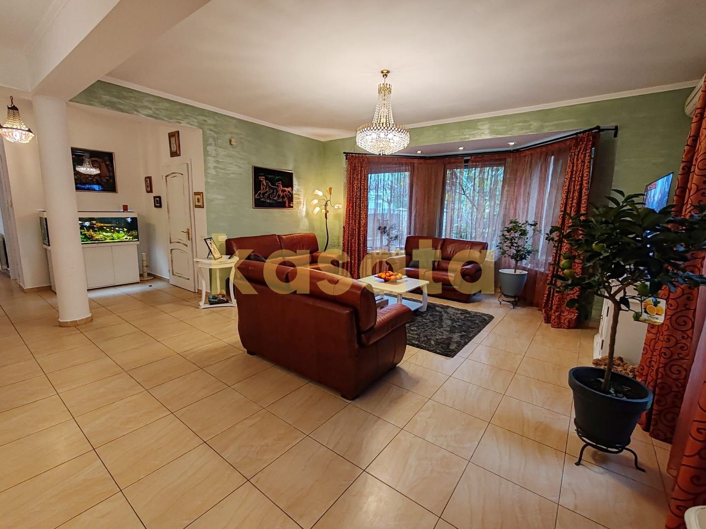 Vila care redefinește echilibrul între rafinament, spațiu și liniște - Poză 15