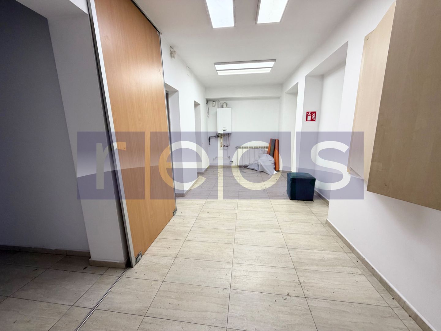 ÎNCHIRIERE SPATIU COMERCIAL | 250 MP | ZONA CENTRALA | PIAȚA  VICTORIEI - Poză 6