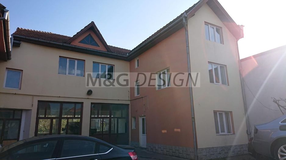 Oportunitate investitie/ Casa spatioas- zona Fratelia - Poză 1
