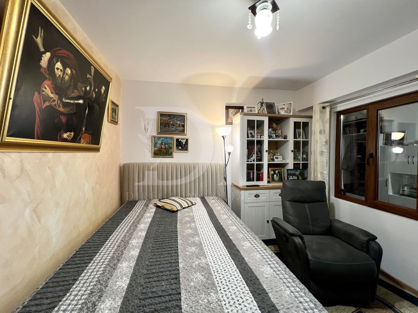 Apartament trei camere / Parcare / Zona Florilor - Poză 2