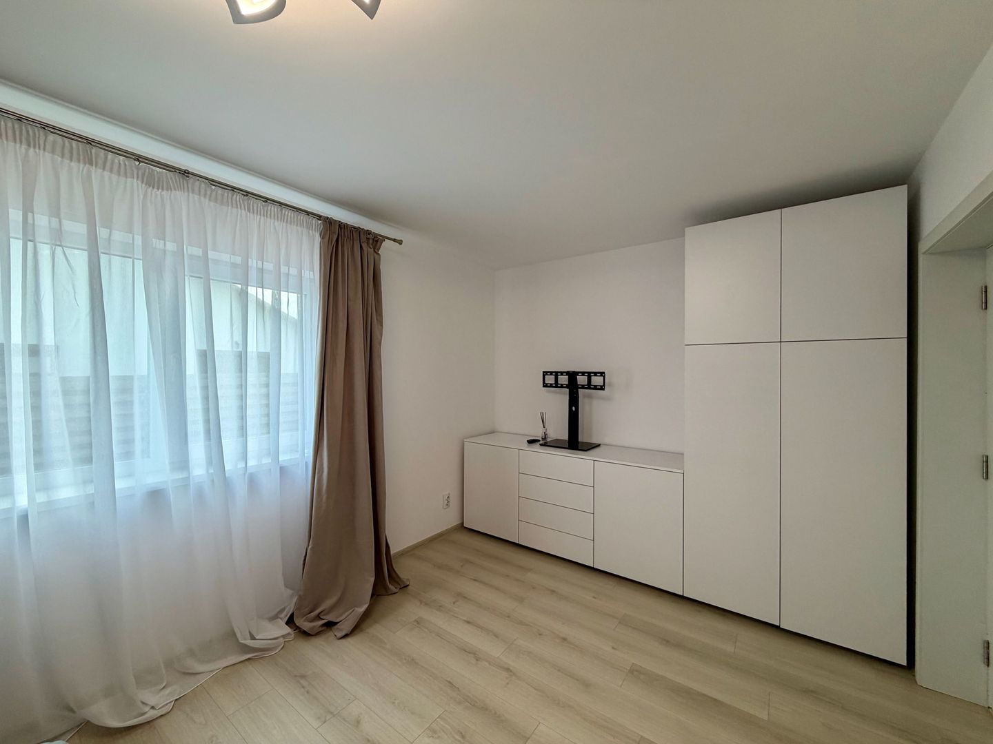 Casa Sanpetru pe parter | Teren 500 mp - Poză 9