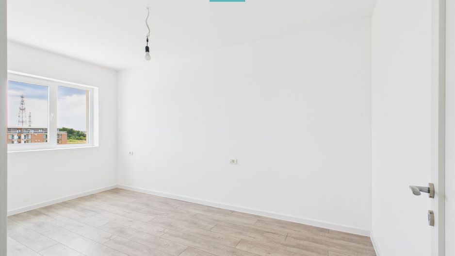 Apartament 3 camere, zona Torontalului - Poză 6