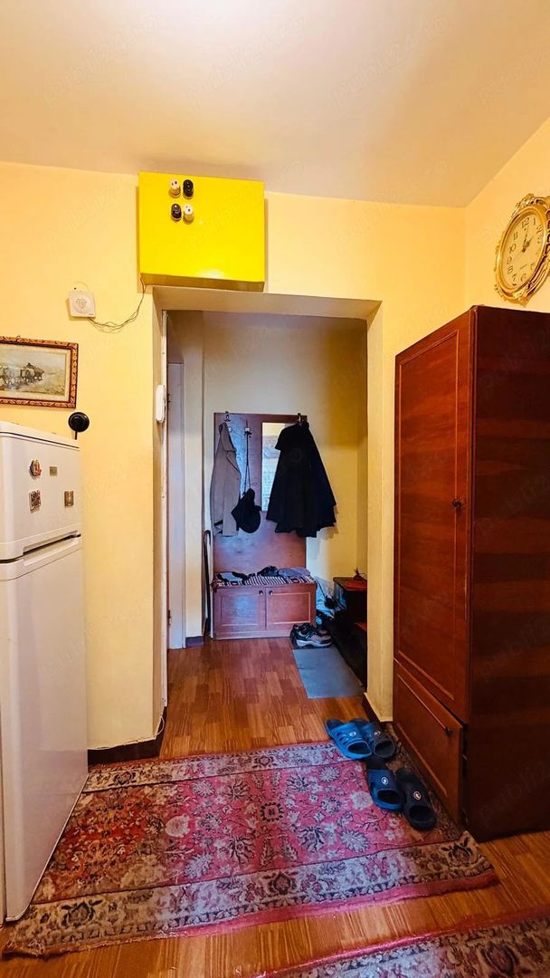 Apartament 2 camere, decomandat, etaj 3/10 Mazepa - Poză 7