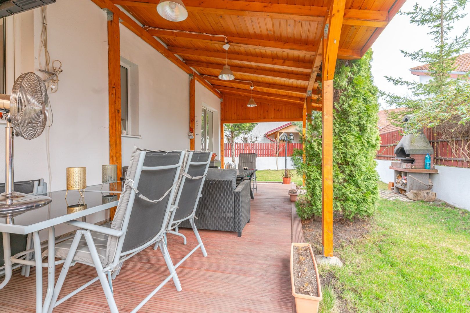 Casă spațioasă pentru familie în Hărman: 5 camere, 670 mp teren - Poză 23