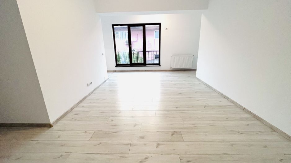 APARTAMENT 2 CAMERE DECOMANDAT BLOC NOU DEZROBIRII - Poză 1