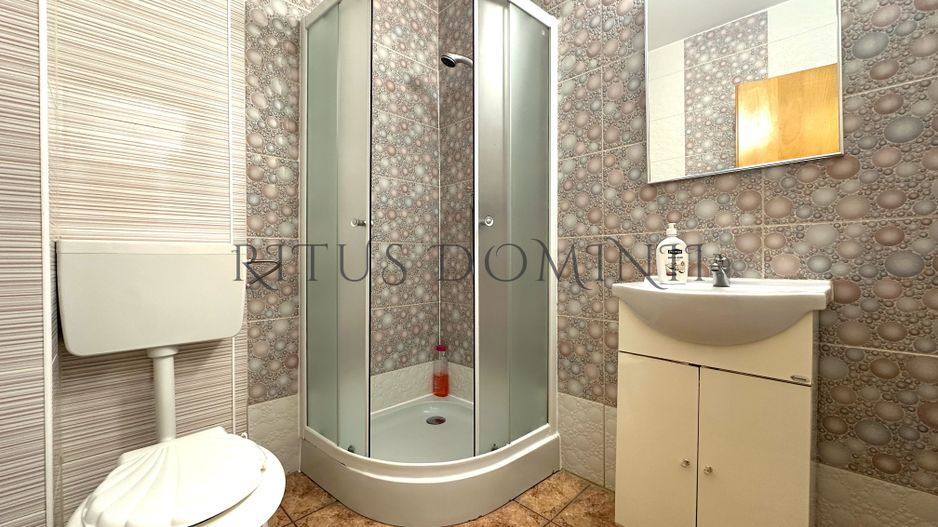 Hotel superb de vânzare, Bihor, 16 camere - Poză 4