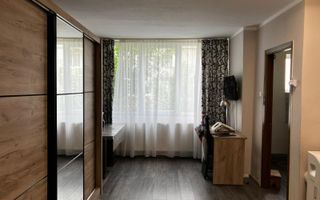 Se vinde garsonieră pe strada Luminișului în Baia Mare - Poză 1